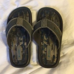 Boys size 11 Ryder flip flops